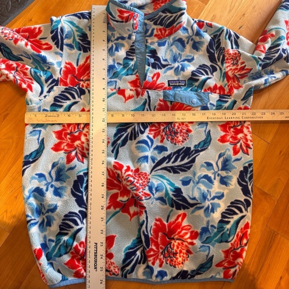 Patagonia Synchilla Snap Pullover fleece sweater bold floral printed red L manoa - Picture 3 of 9